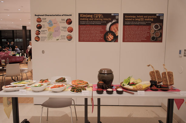 행사 사진 첨부