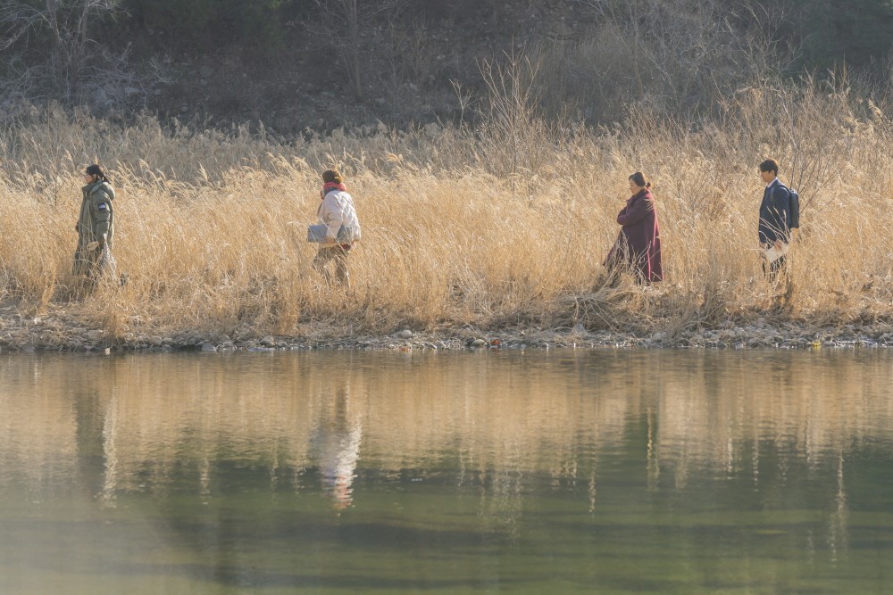 영화 포스터 사진 첨부
