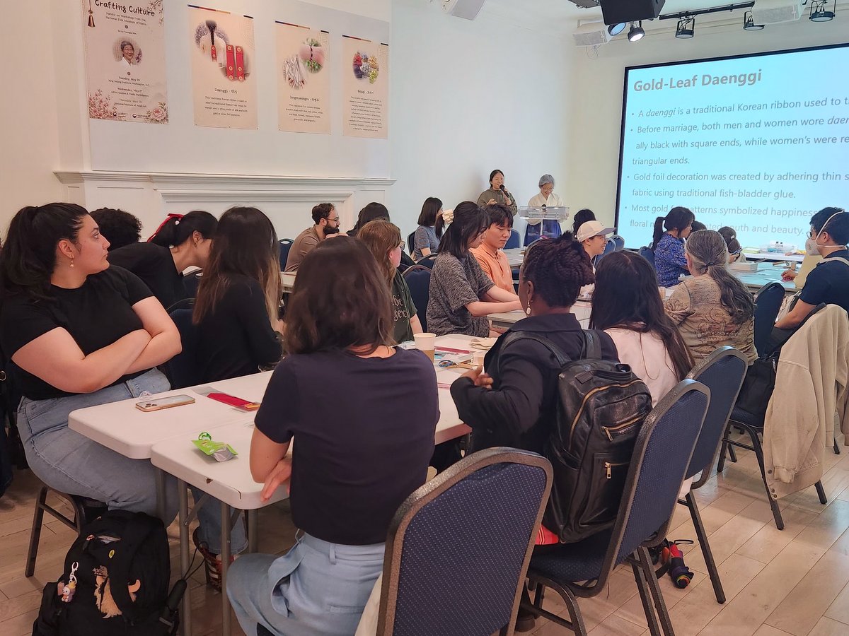 Crafting Culture: 국립민속박물관과 함께하는 전통 공예 체험 워크숍
